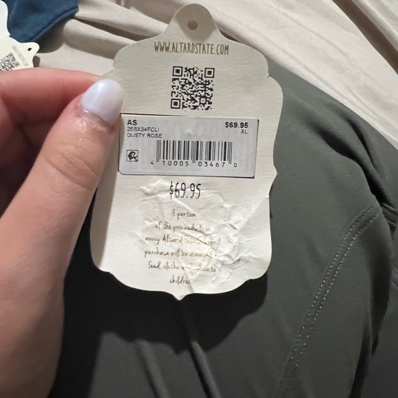 Dusty rose coloured plaid romper - Picture 5 of 7